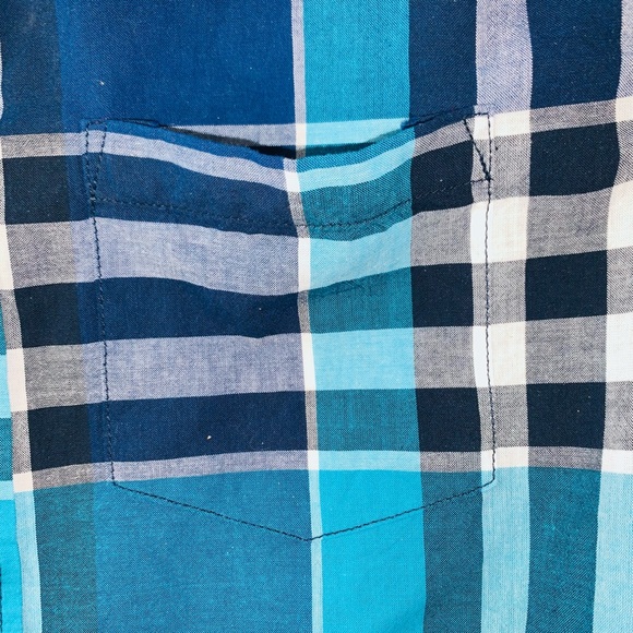 “THE CLASSIC SHIRT” BY OLD NAVY MEN’S SLIM FIT BRIGHT BLUE PLAID SIZE MEDIUM - Picture 6 of 6